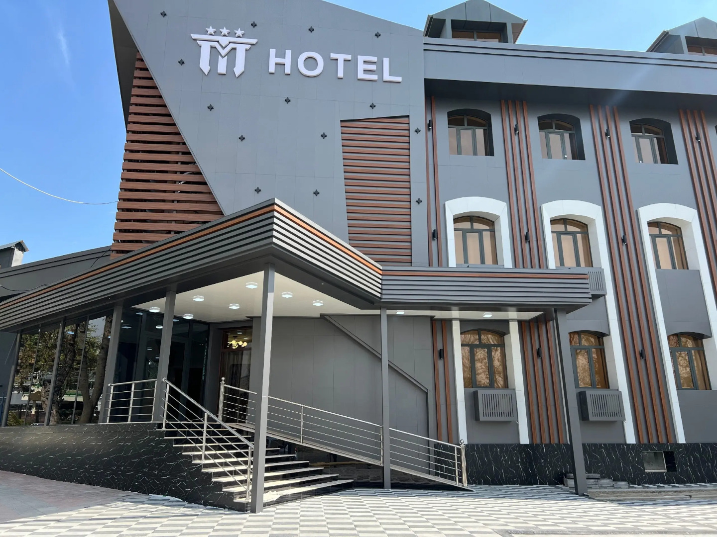 Отель TM