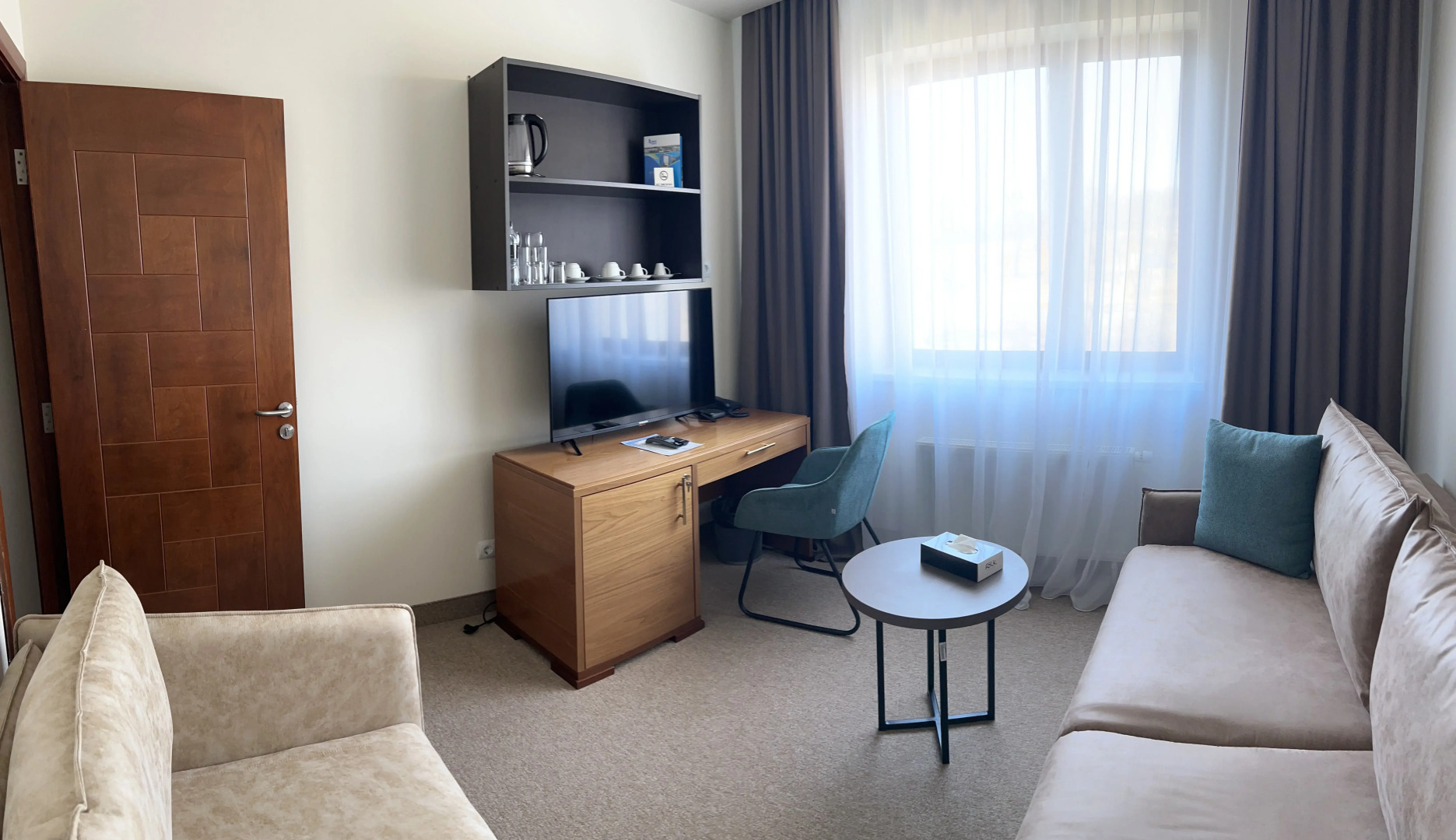 Hotel Paris Gostinichnogo Kompleksa Dvfu