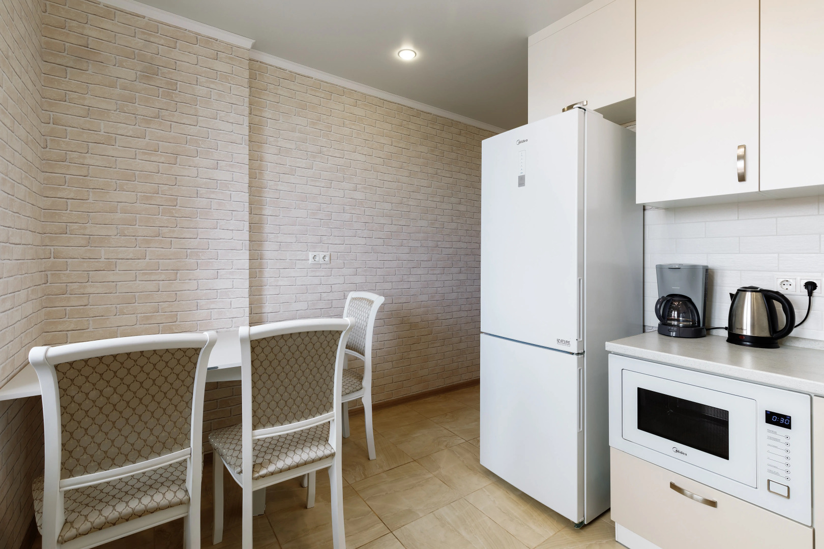 Квартира Уютная двухкомнатная квартира в Батайске