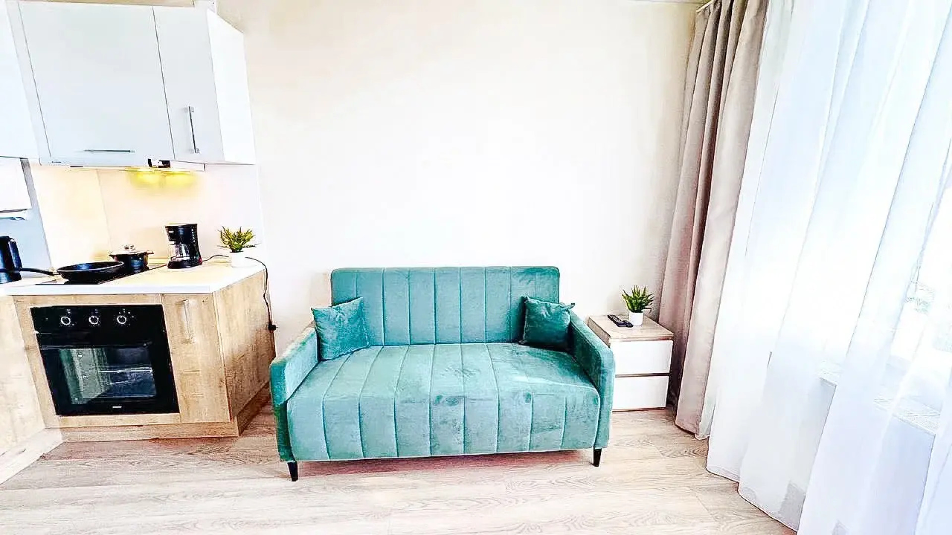 Апартаменты Новая студия на 10 этаже