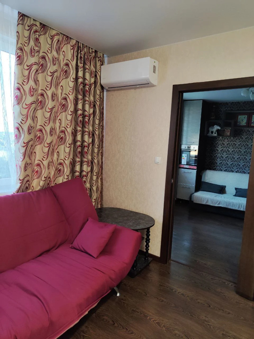 Апартаменты 1-комнатные рядом с Волгой в 6-ом микрорайоне