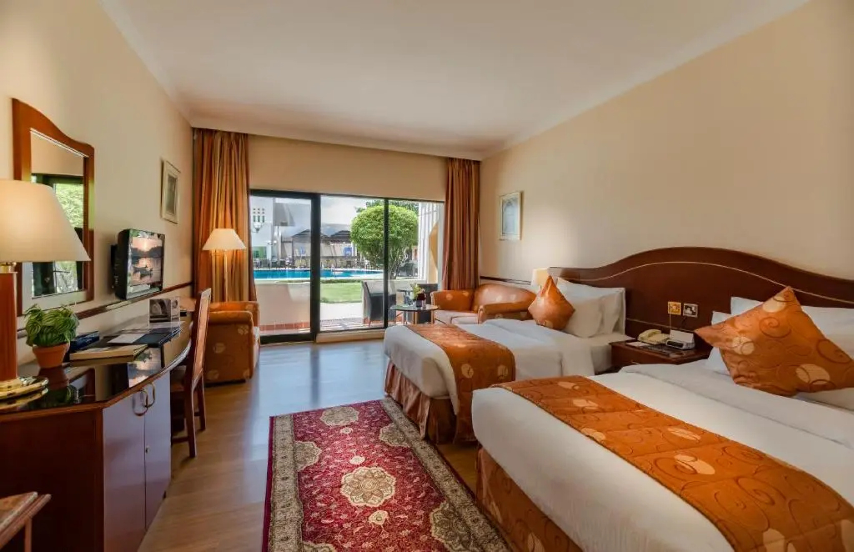 Отель Golden Tulip Nizwa