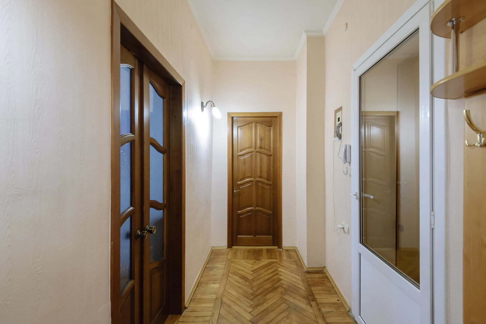 Апартаменты Просторная Уютная 2-Комнатная Квартира в Центре Ростова-на-Дону