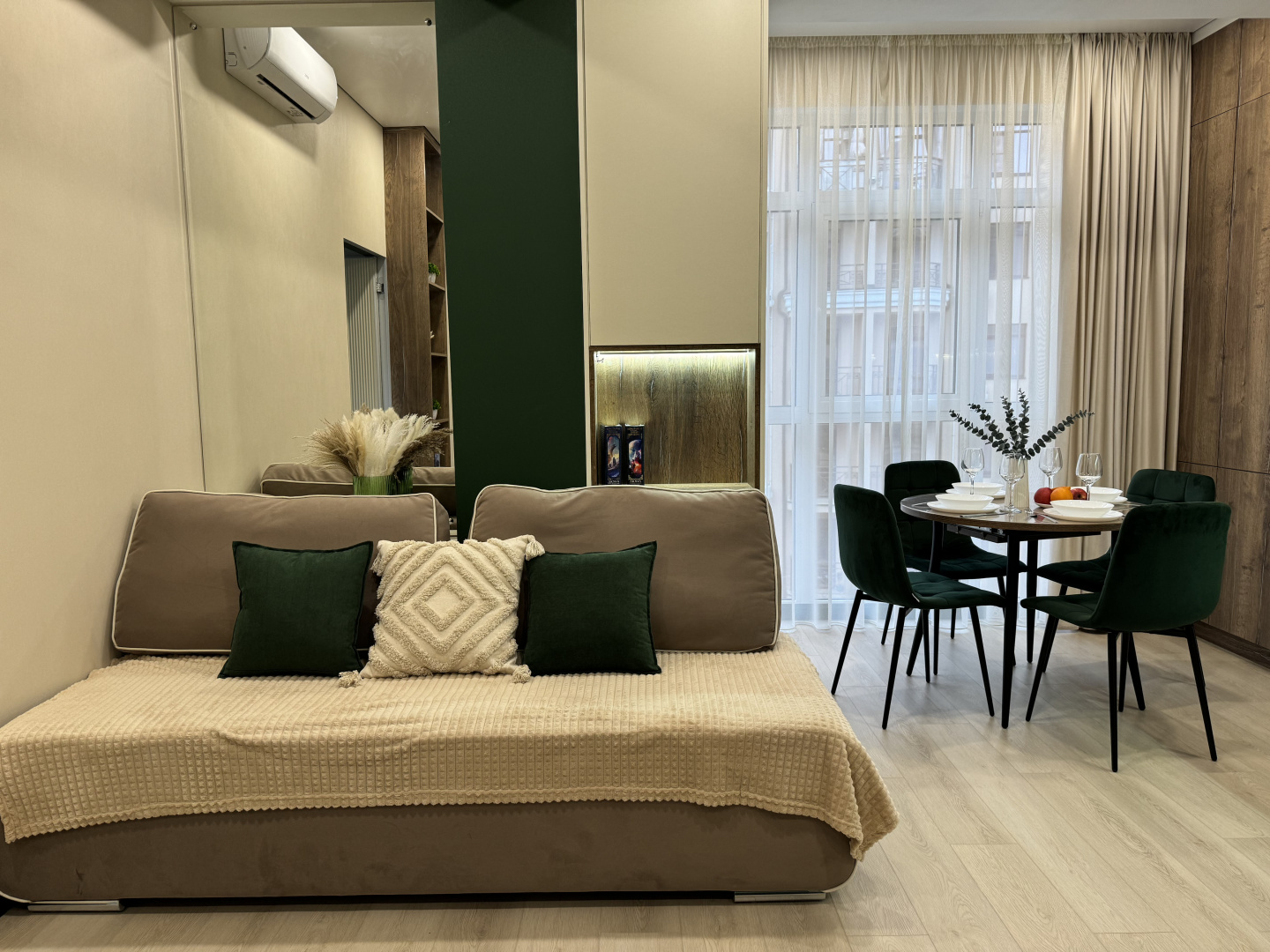 Апартаменты SochiHome Новая Заря