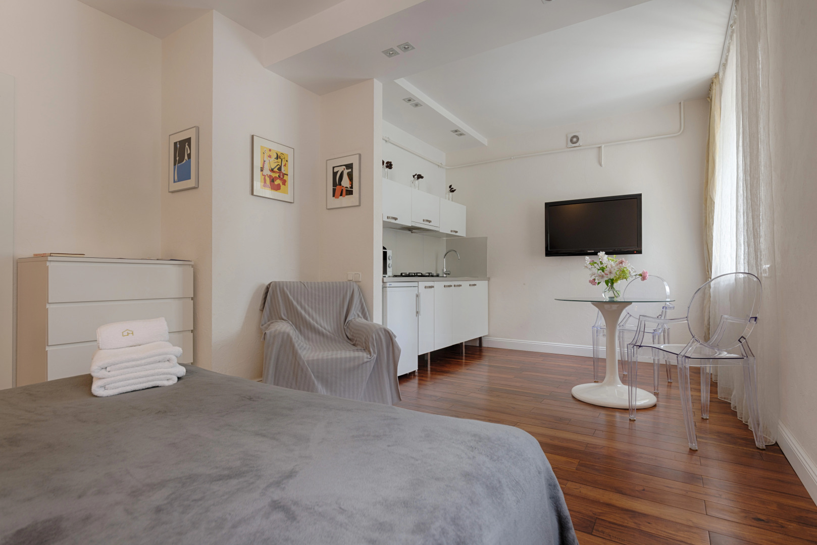 Апартаменты 1-комнатные HomeApart пр-т Независимости, 18