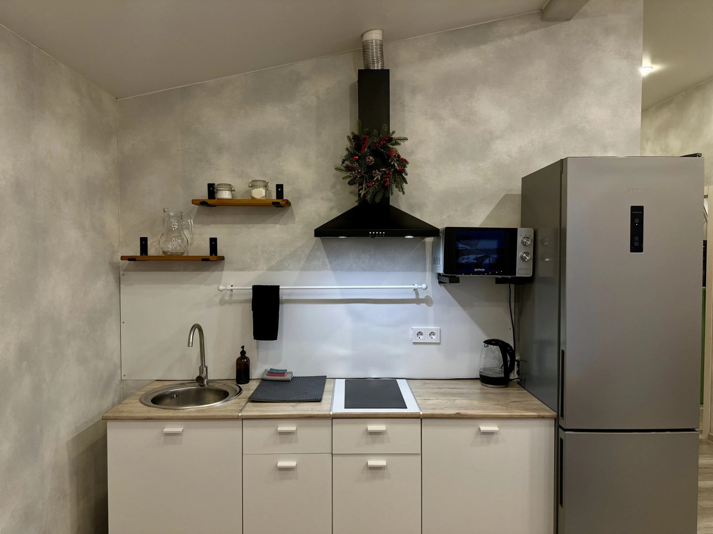 Частный дом современный в стиле барнхаус — 15 минут от города