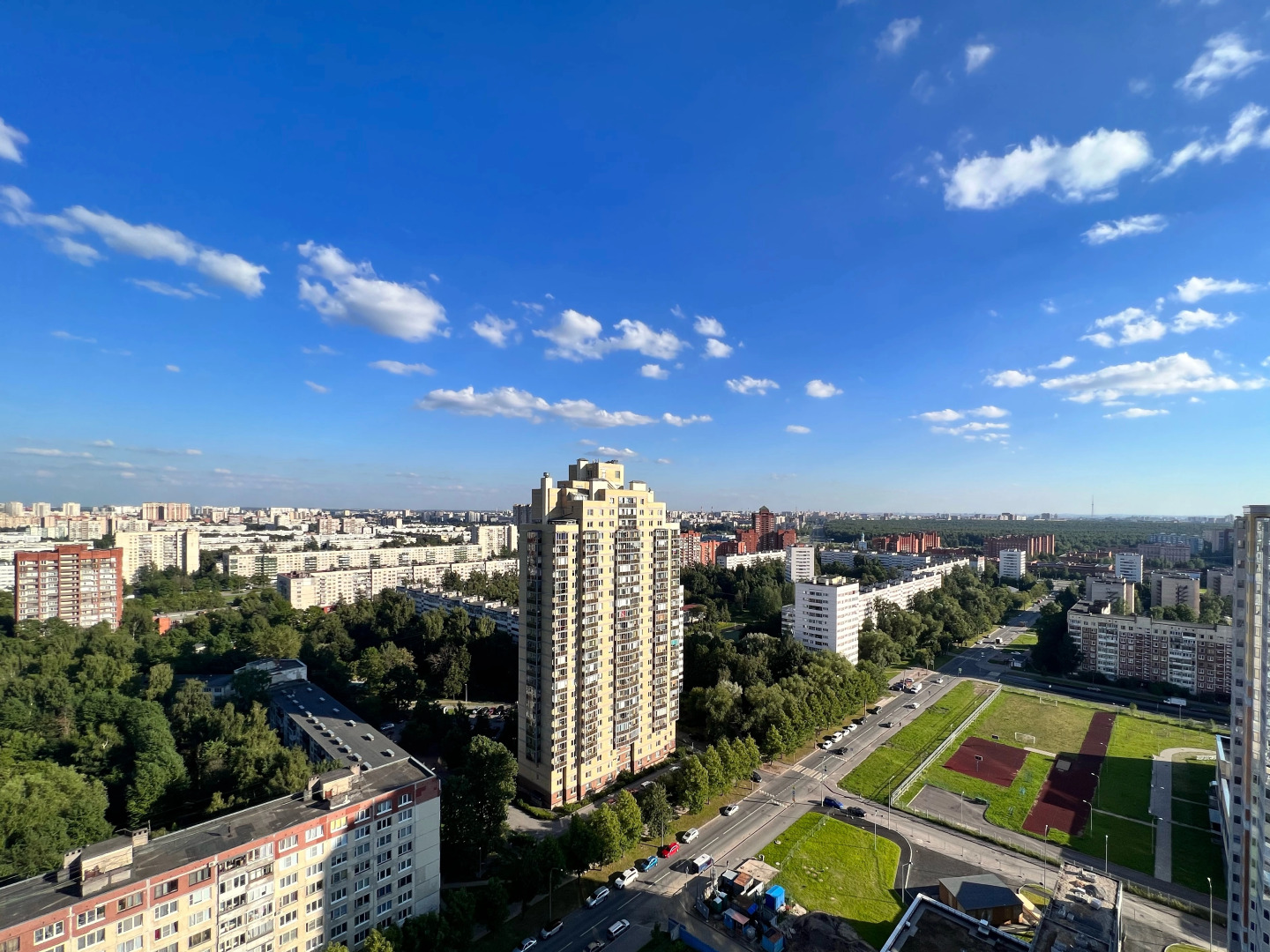 Апартаменты Granada Уютная студия в новом ЖК Шекспир с красивым видом на город