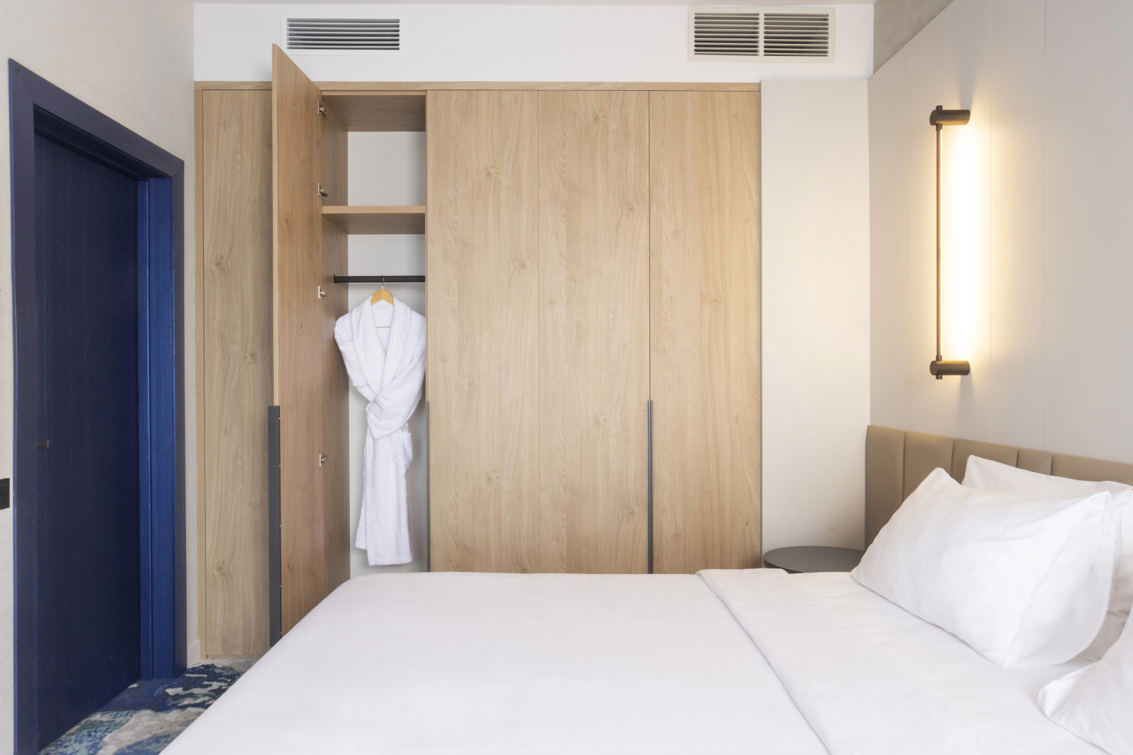Cosmos Adler Hotel
