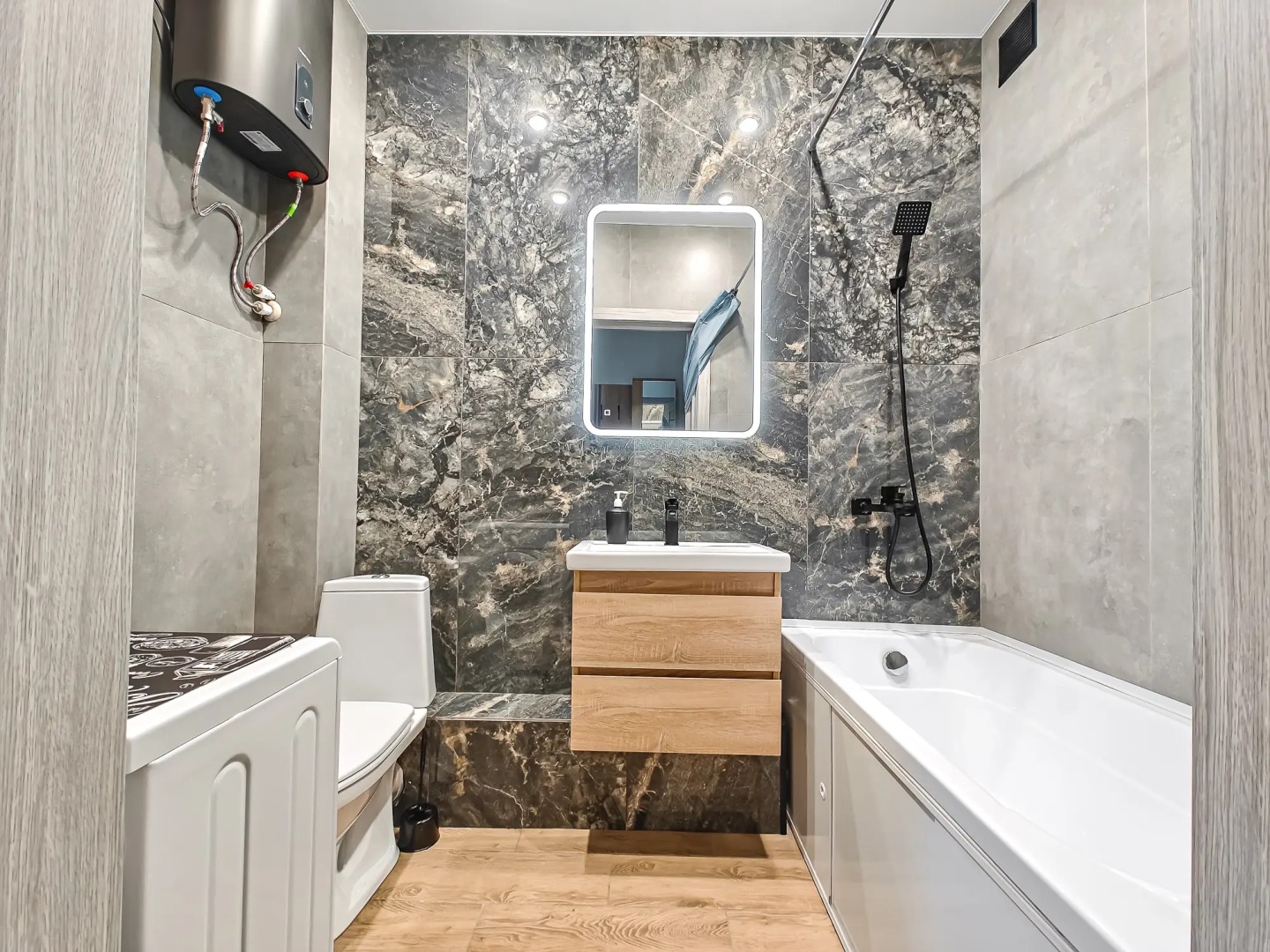 Квартира Писарева 44