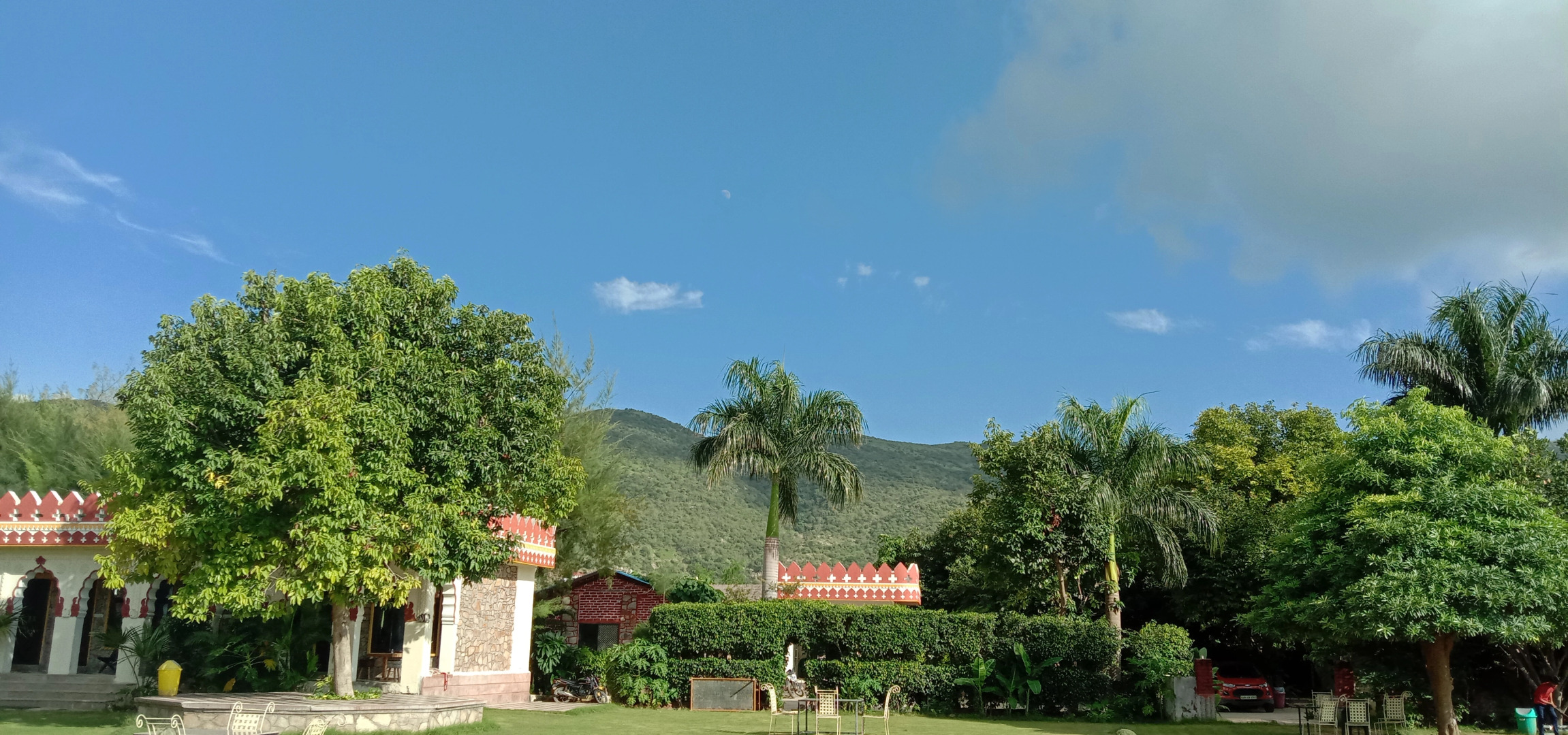 Отель The Country Side Resort