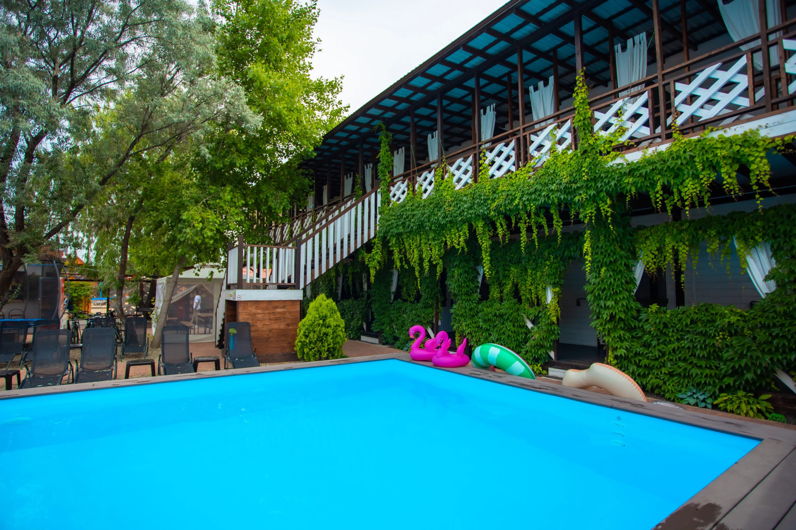 Отель Белая Деревня