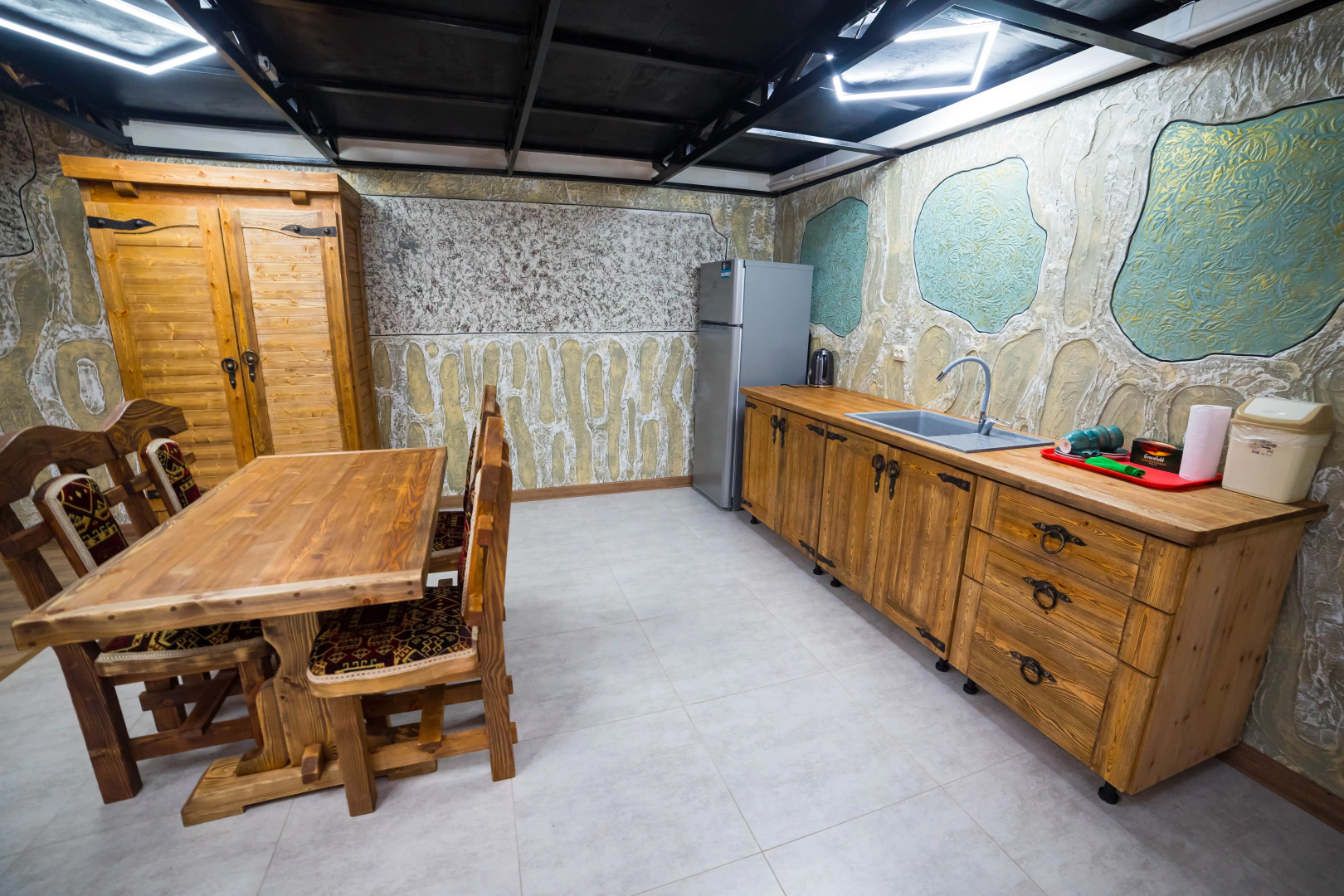 Курортный отель Сарир