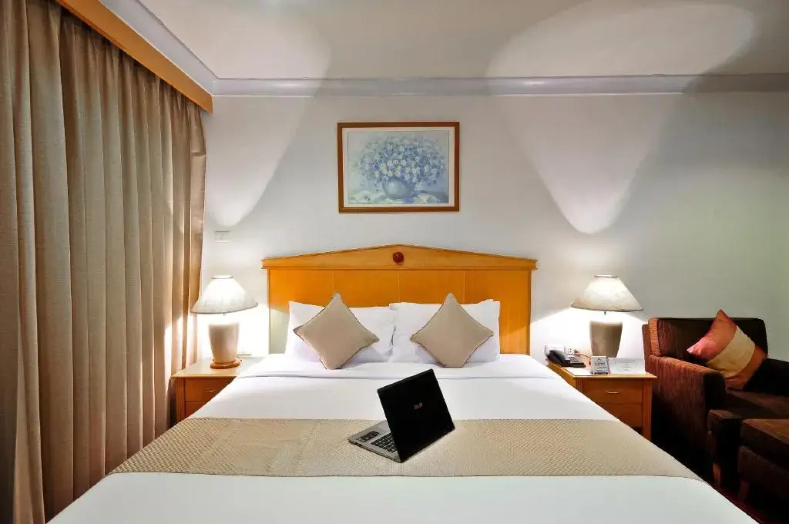 Admiral Suites Bangkok