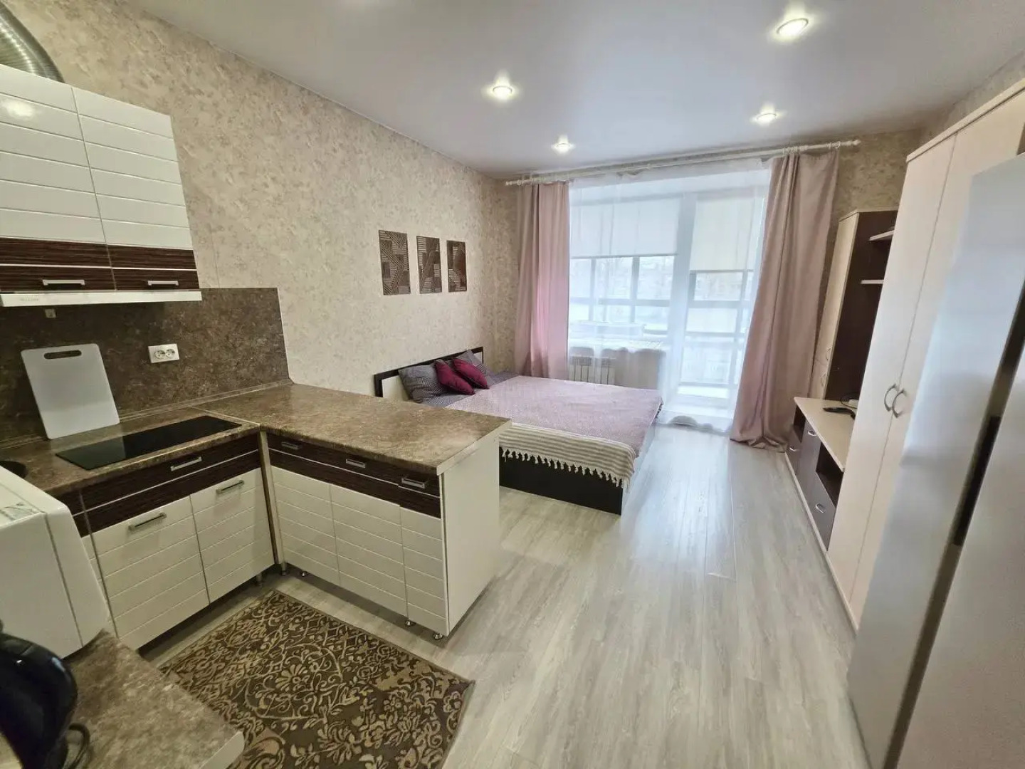 Апартаменты SeveRent Дзержинского 3