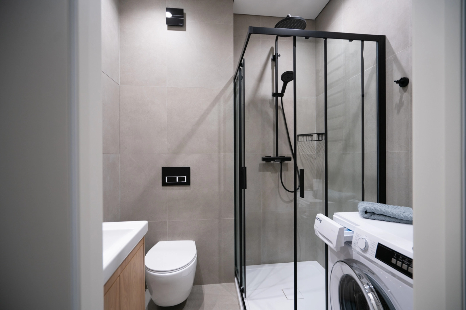 Апартаменты Дизайнерская студия LS-Green с боковым видом на море с 13 этажа