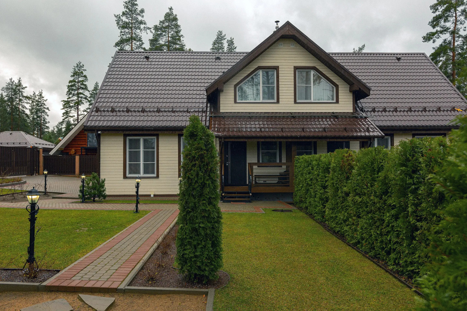 Частный дом WhiteyHouse