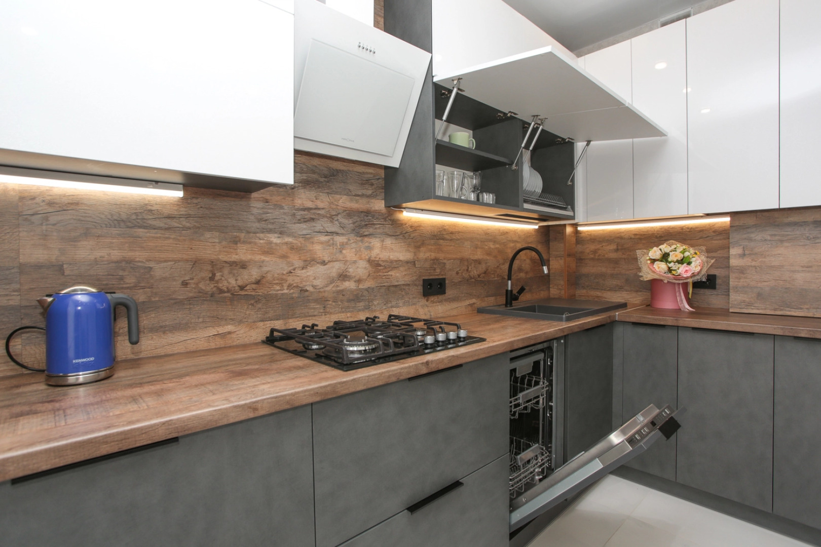 Квартира на Памяти Павших 24