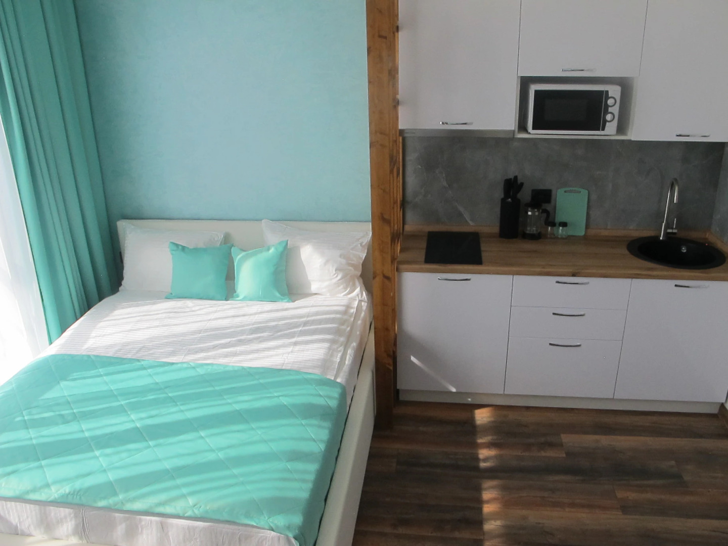 Апартаменты Воскресенская 14/1