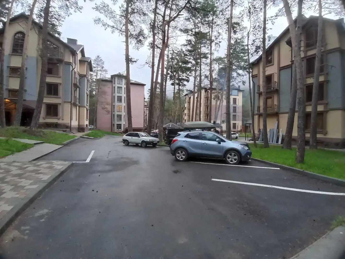 Апартаменты цокольный этаж номер 1