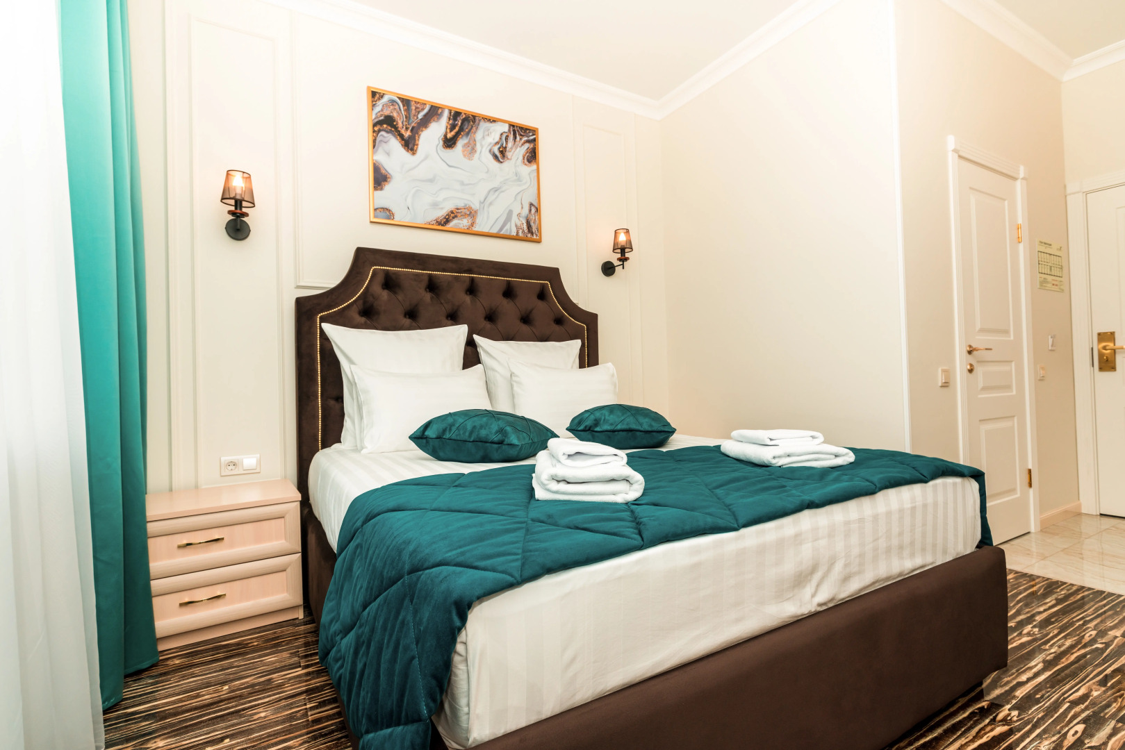 Отель Белые Ночи