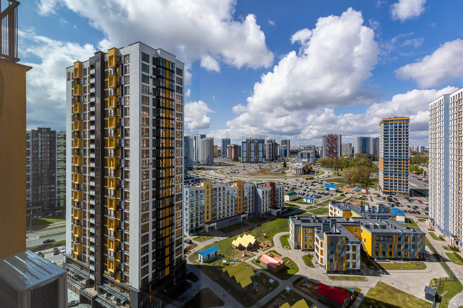 Апартаменты CozyApartments "Minsk World"