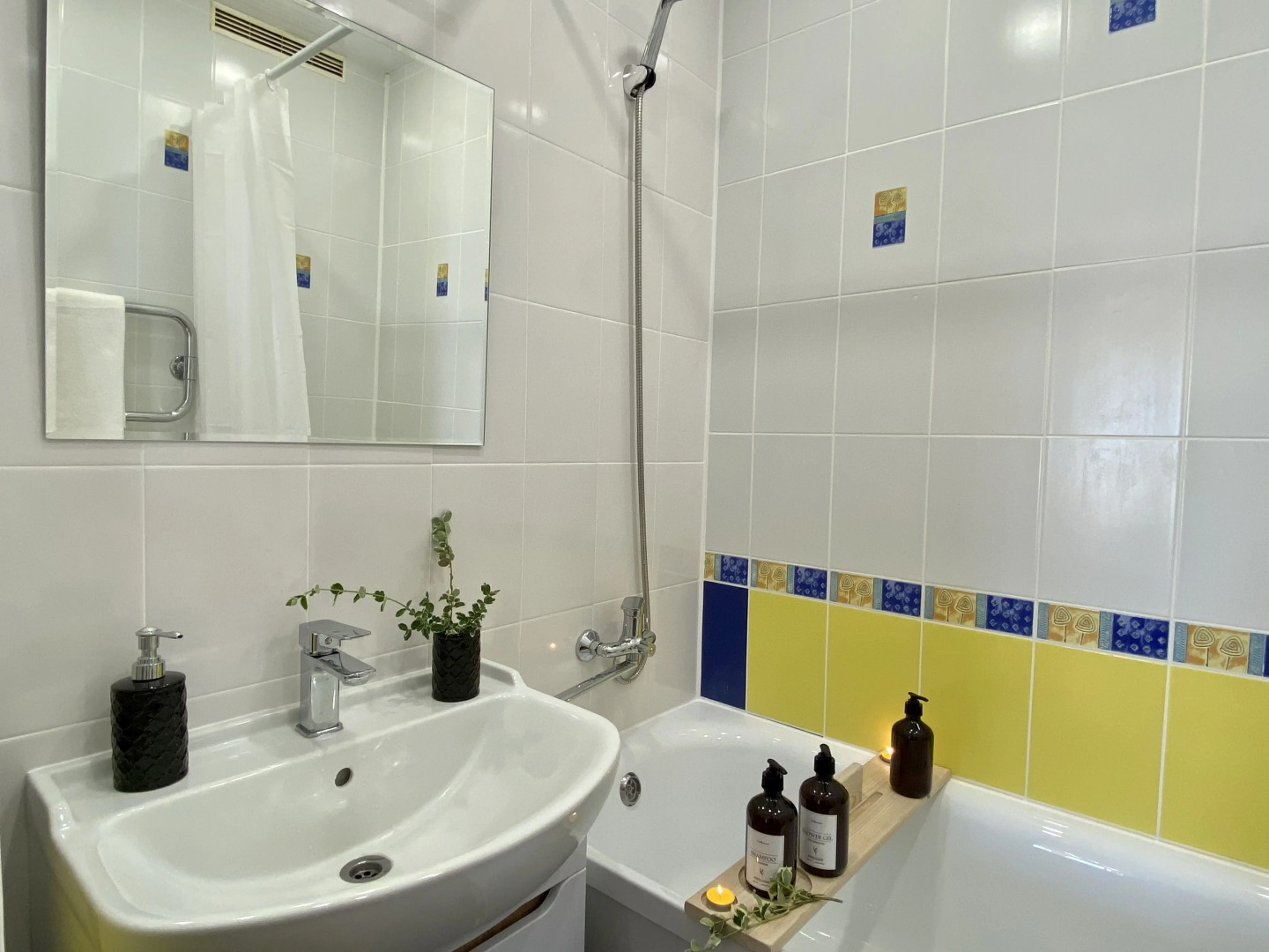 Апартаменты Sunny сети DeNewHome у площади Ленина