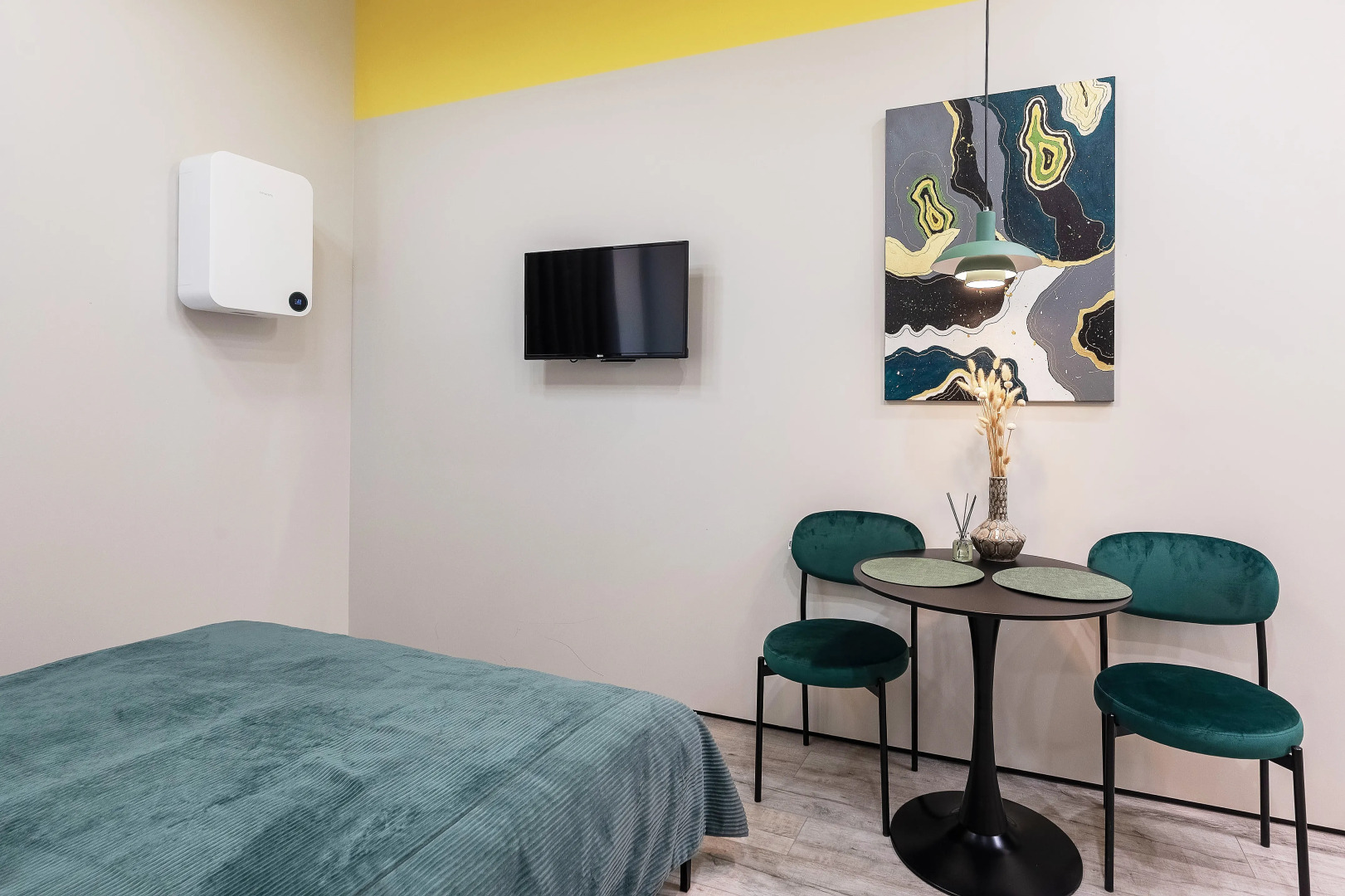 Апартаменты на Кузнецком мосту Yellow