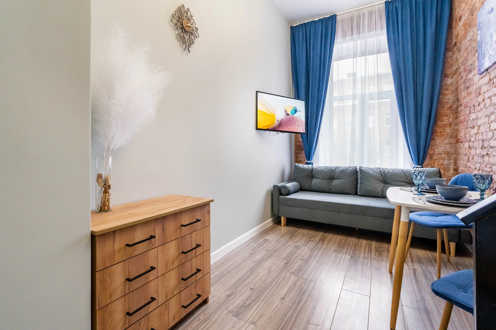 Апартаменты KeysSpb на Свечном St6