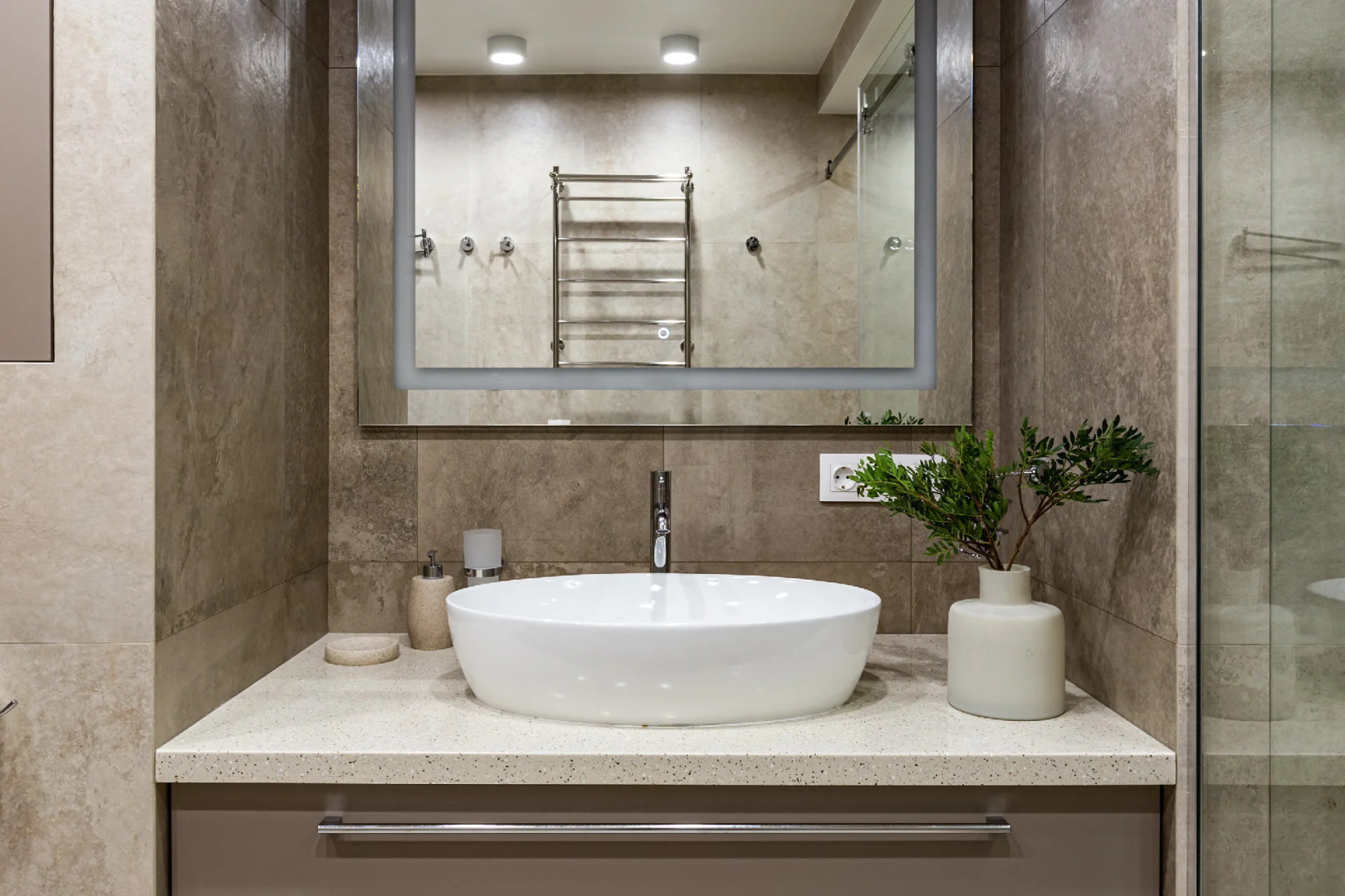 Апартаменты LetYourFlat "Benua" (3 спальни)