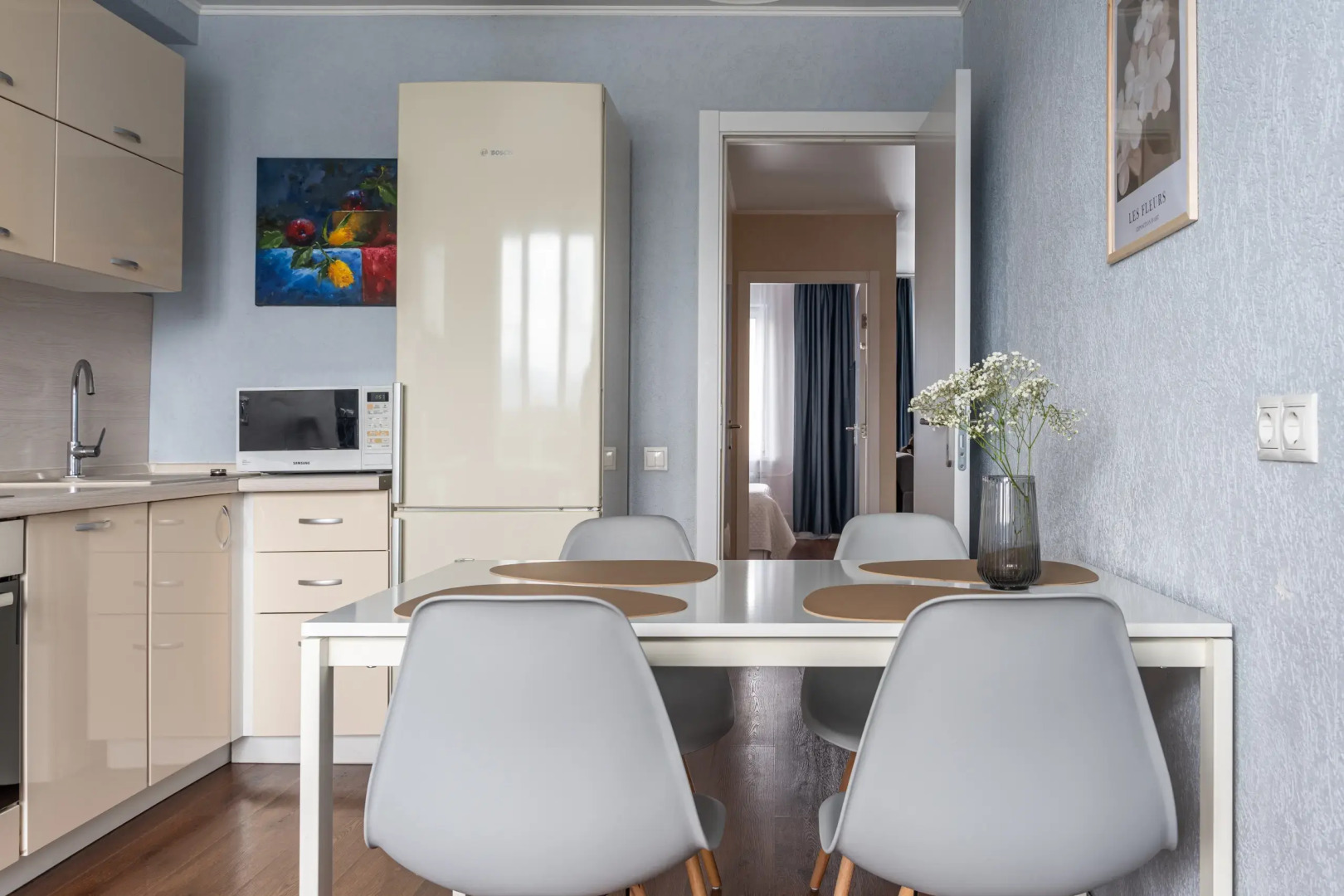 Квартира KRASROOM на Набережной Енисея