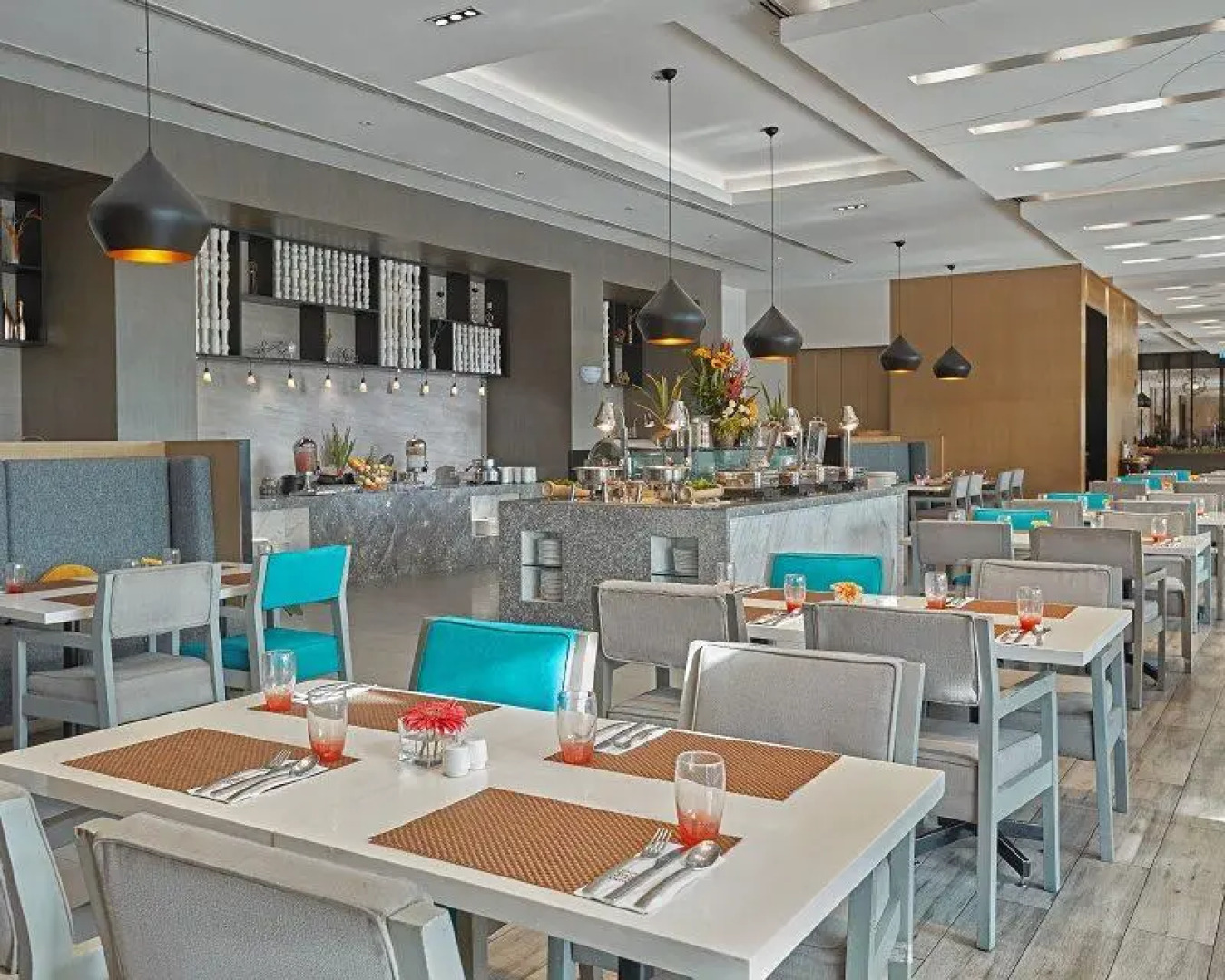 Отель Savoy Hotel Manila