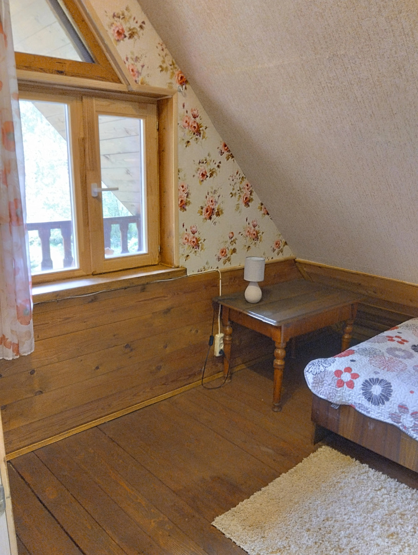 Частный дом Дом у реки в английском стиле