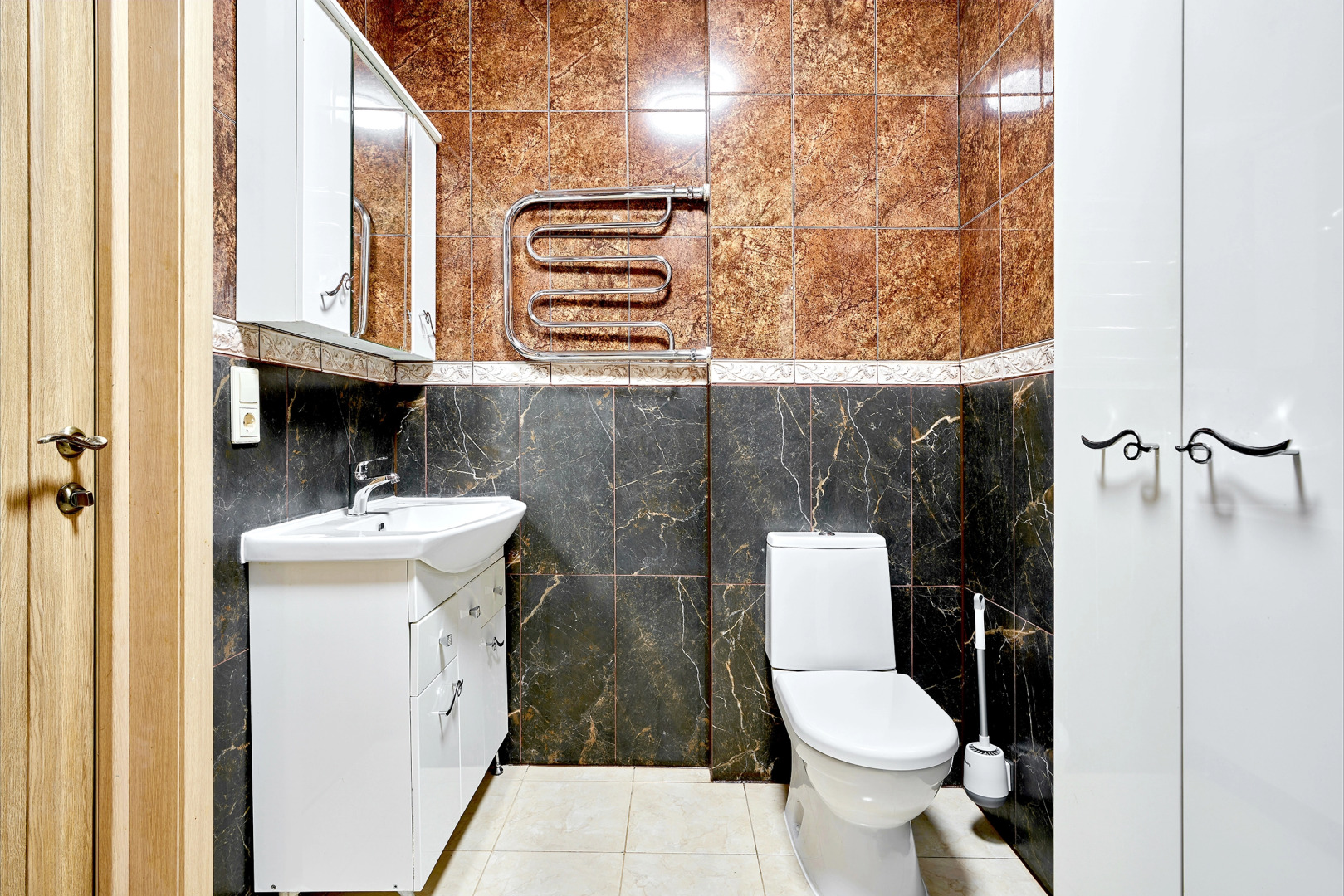 Апартаменты RoomOnDay на ул.Колпакова арт.000182