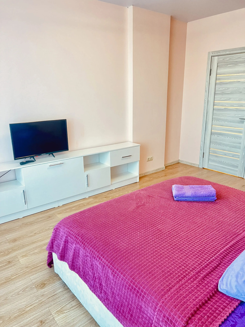 Квартира двухкомнатная в центре города в элитном доме