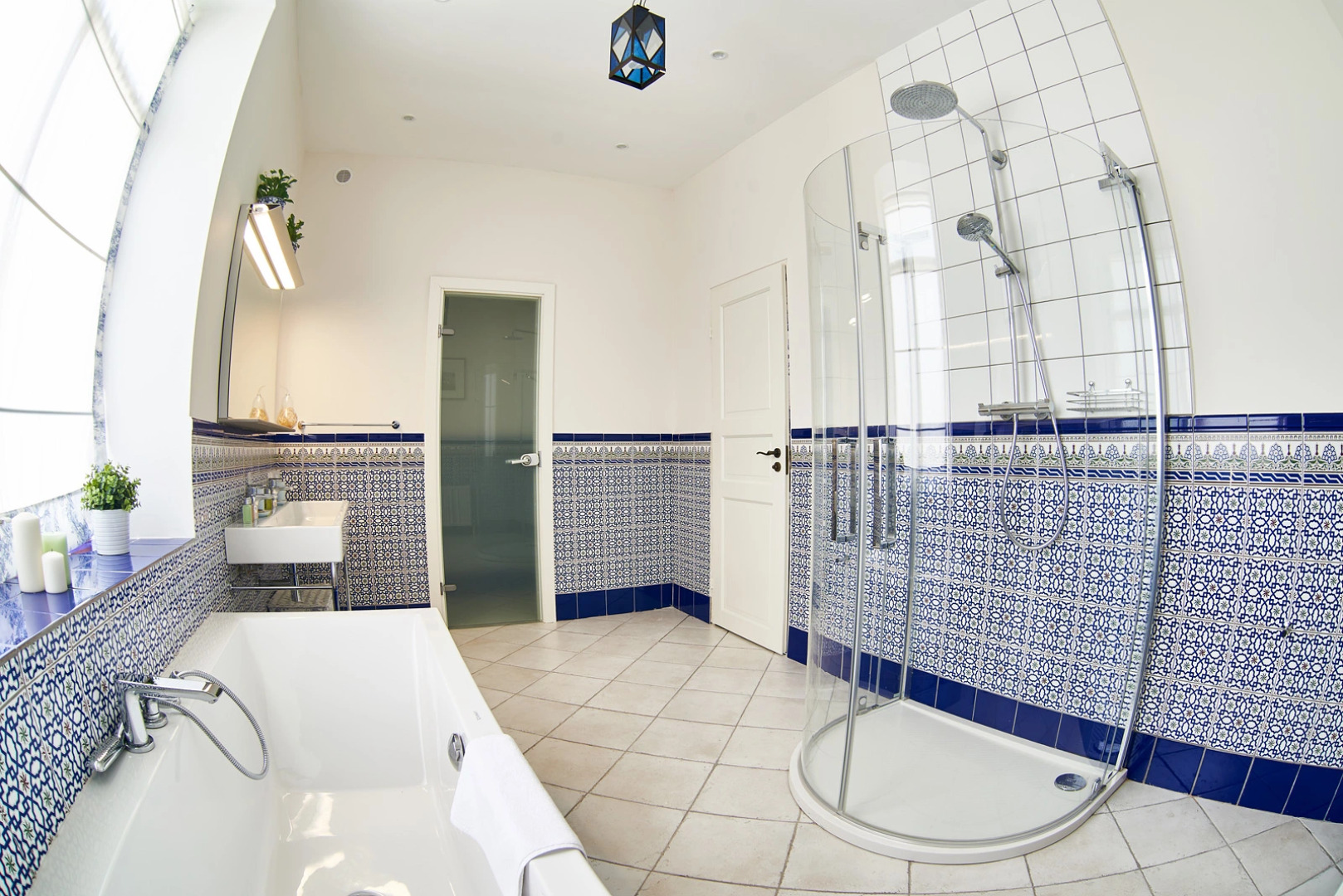 Отель Гермес