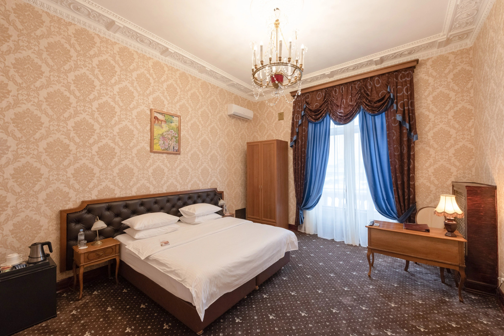 Легендарный отель Советский