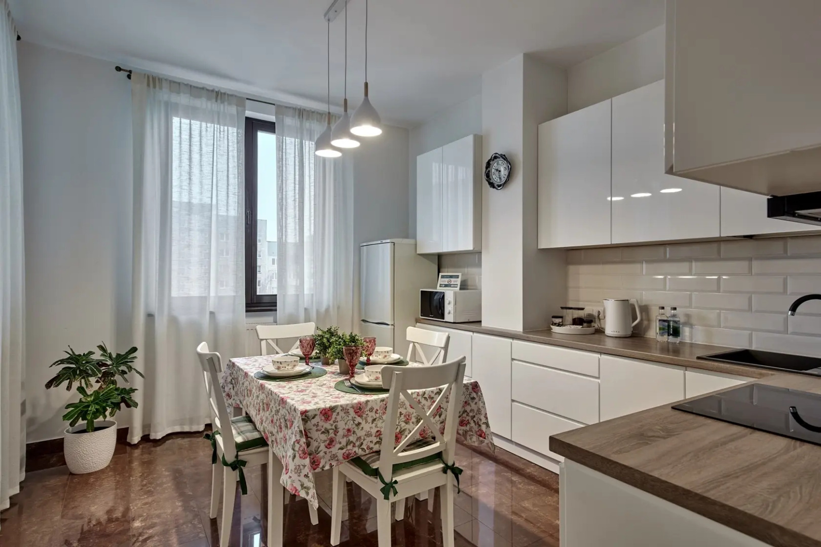 ЕвроУют Апартаменты Стильные в Центре