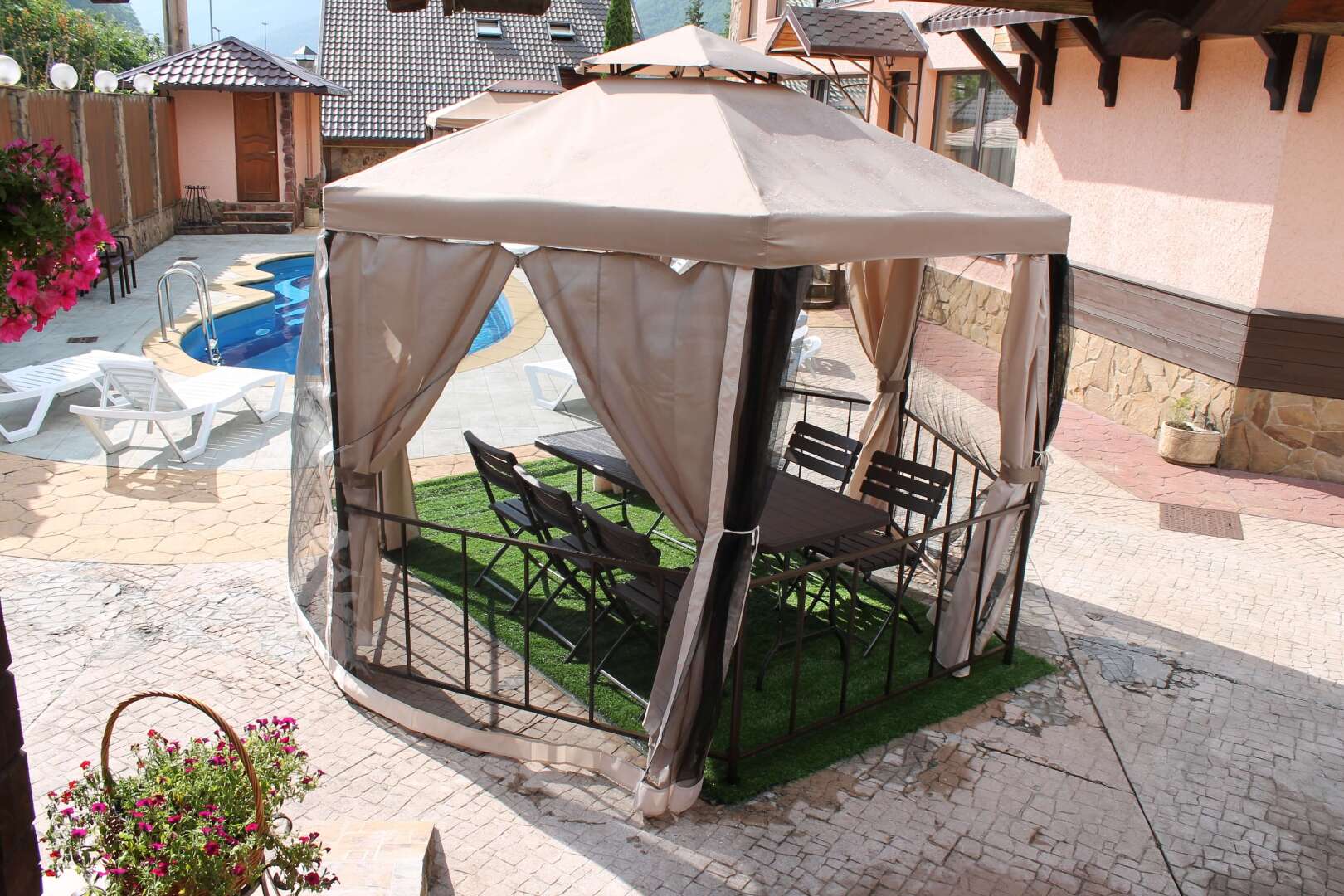 Отель Мелодия гор