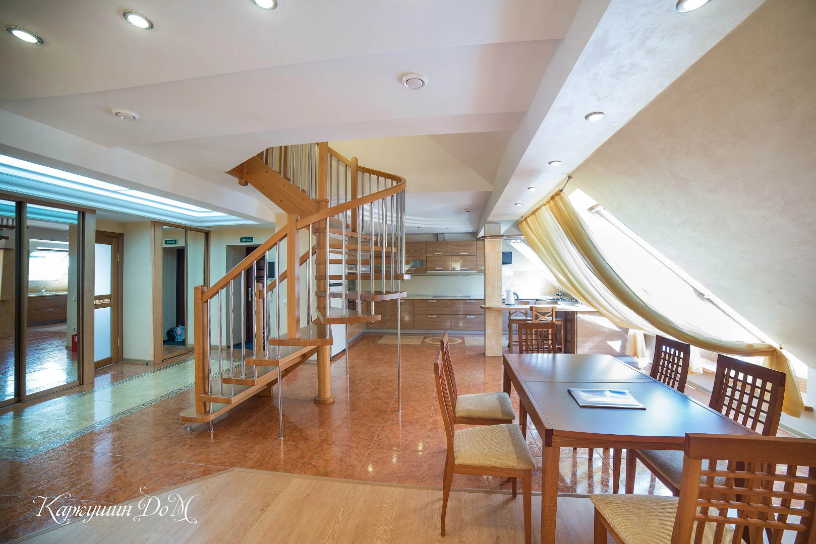 Отель Каркушин Дом