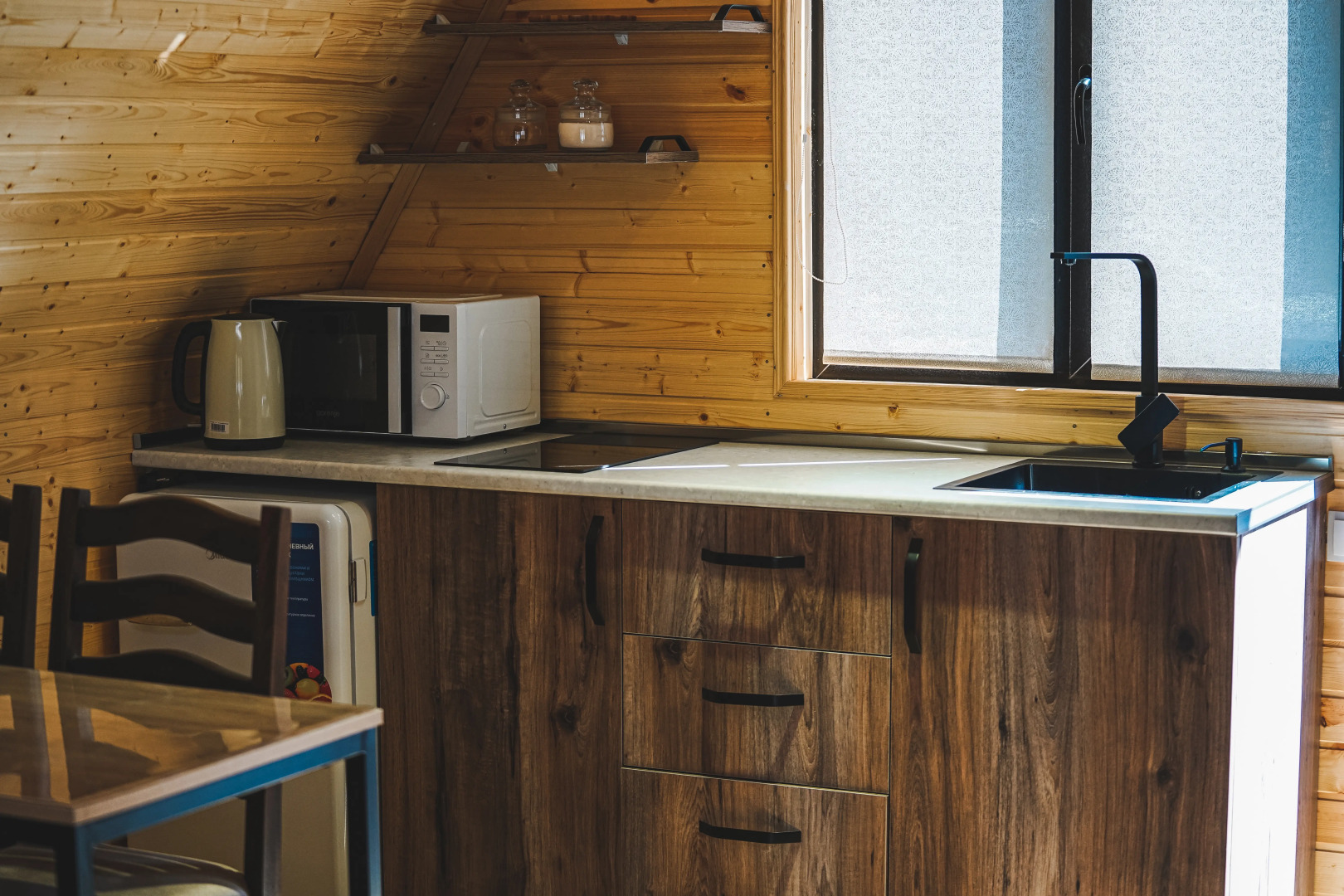 Apartments Luno Cottage