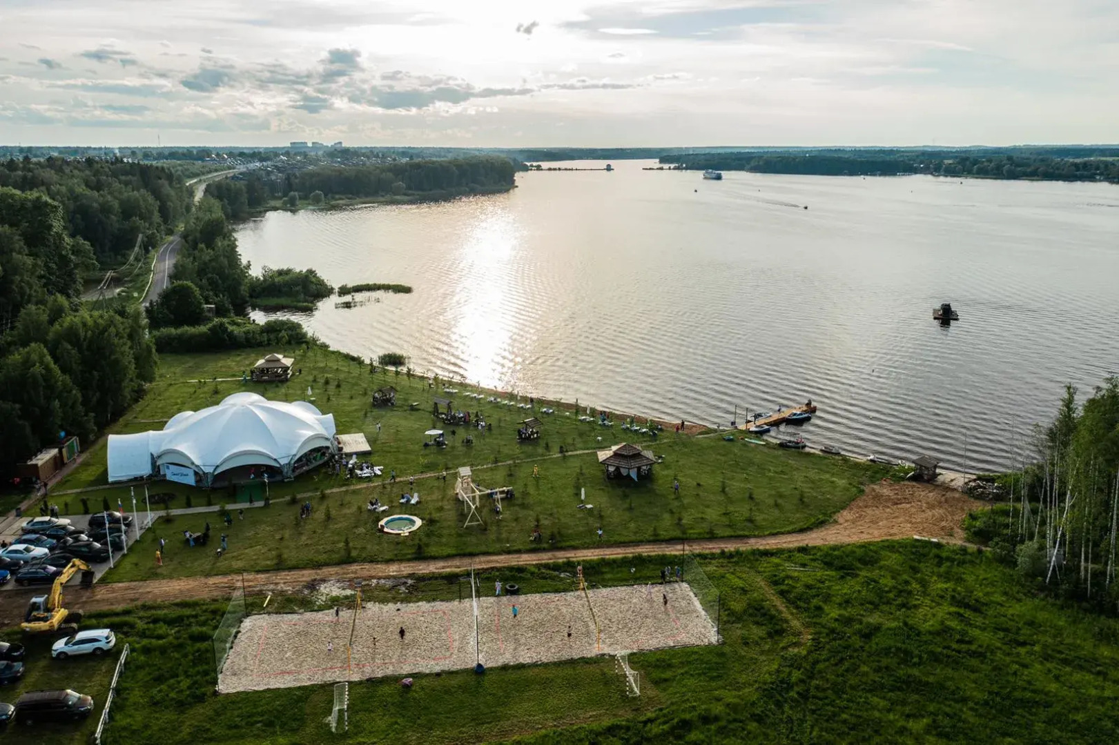 База отдыха Икша Кантри Клаб