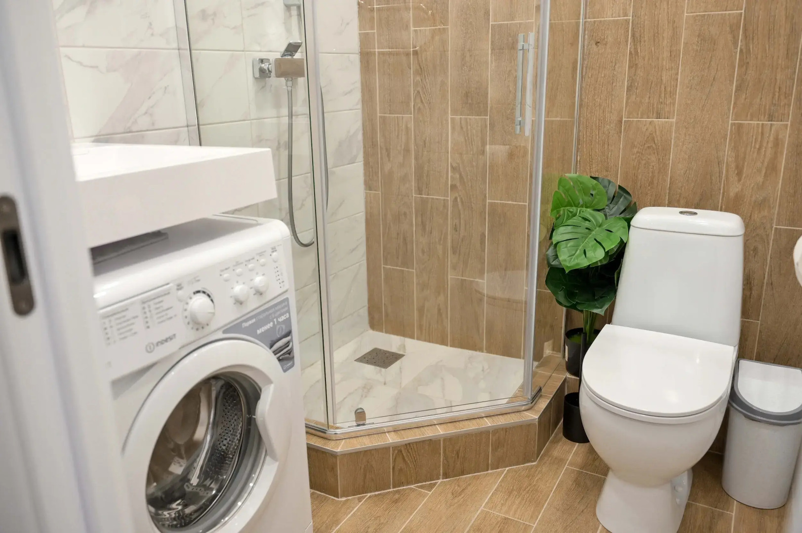 Апартаменты с панорамными окнами с шикарным видом на город 16 этаж