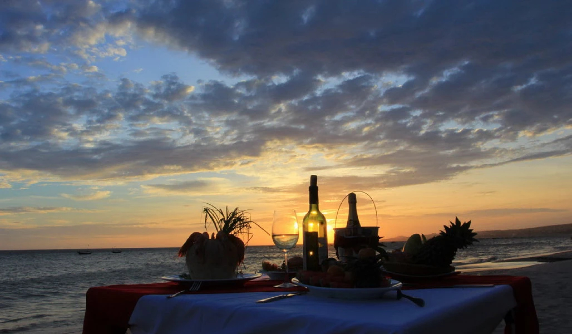 Отель Little Paris Resort & Spa Mui Ne