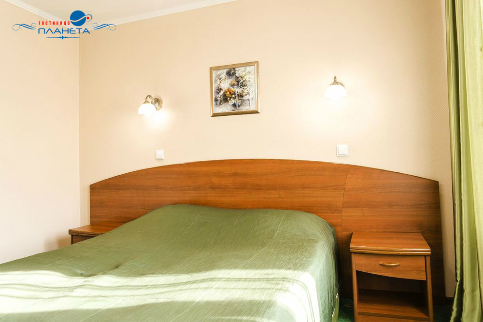 Отель Планета