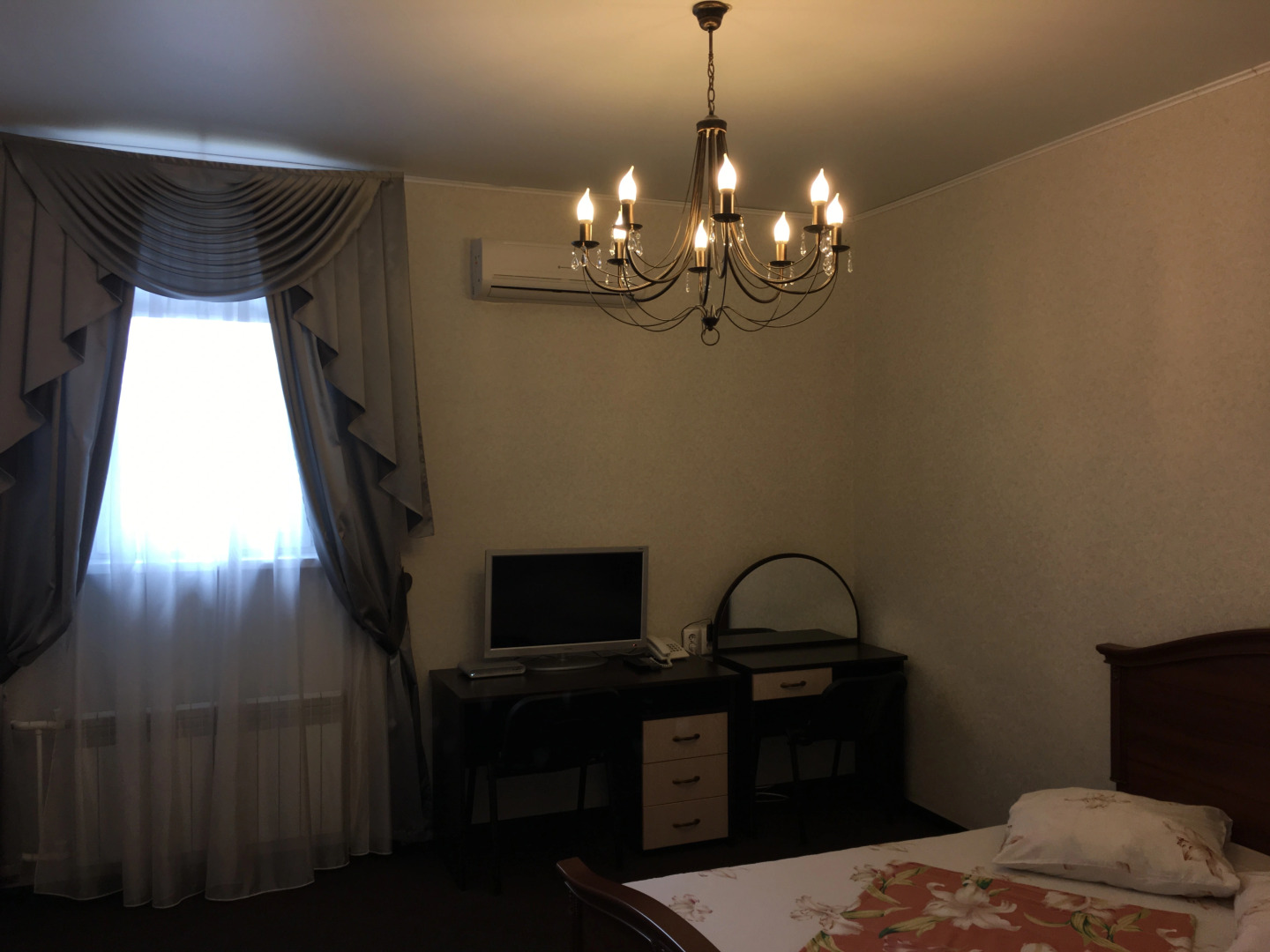 Отель Южный