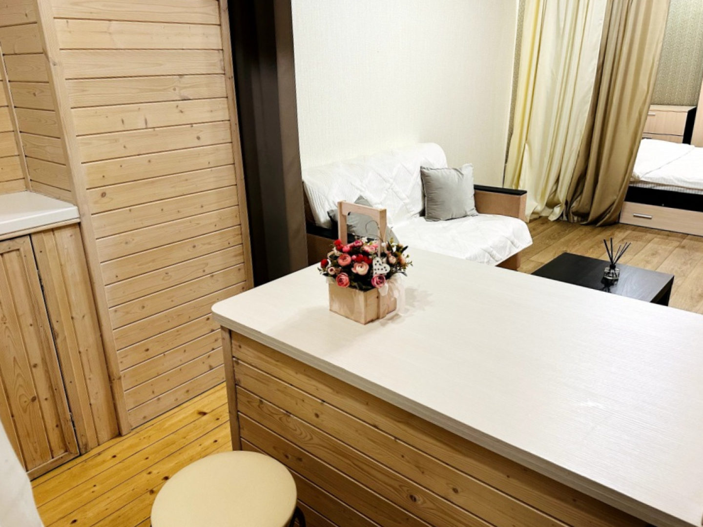 Квартира Просторная квартира рядом с метро Козья Слобода