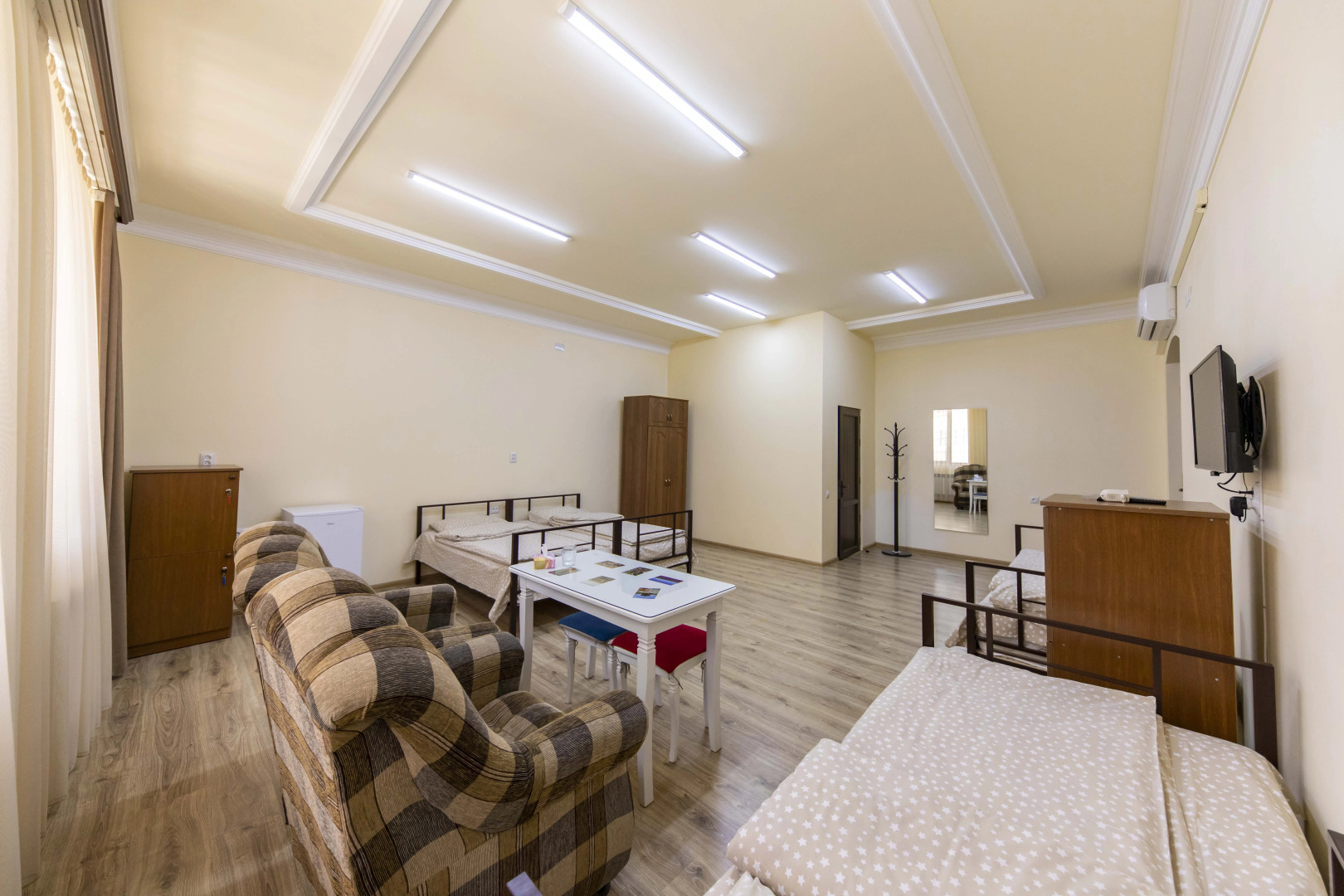 Отель Tatev Hotel and Tours