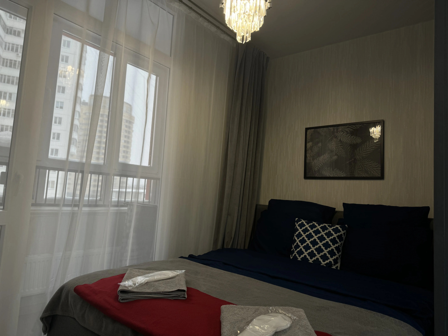 Квартира Студия с камином у парка