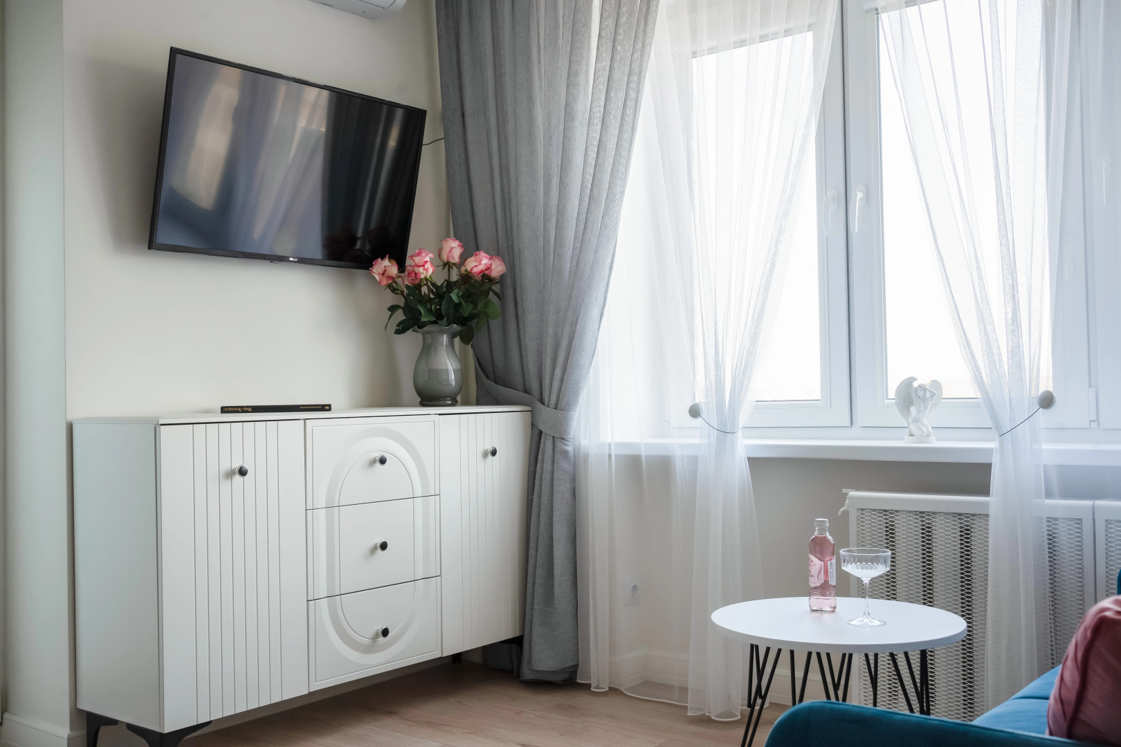 Апартаменты Zoya Apart в центре с видом на Верхний пруд и музей Янтаря