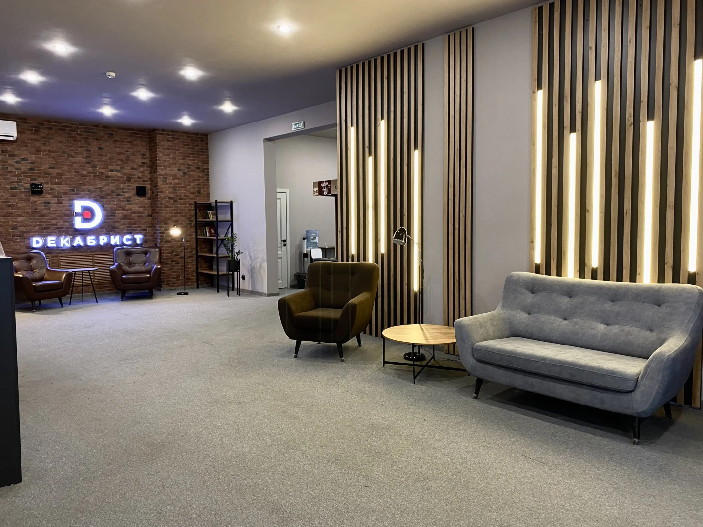 Отель Гостиница Декабрист на Лазебного